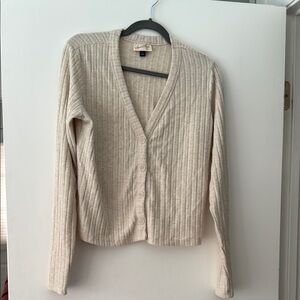 Universal Thread Beige Cardigan Sweater